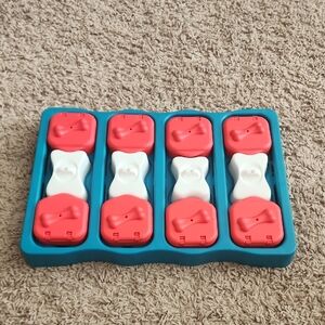Red White Blue Dog Puppy Level 2 Puzzle Toy